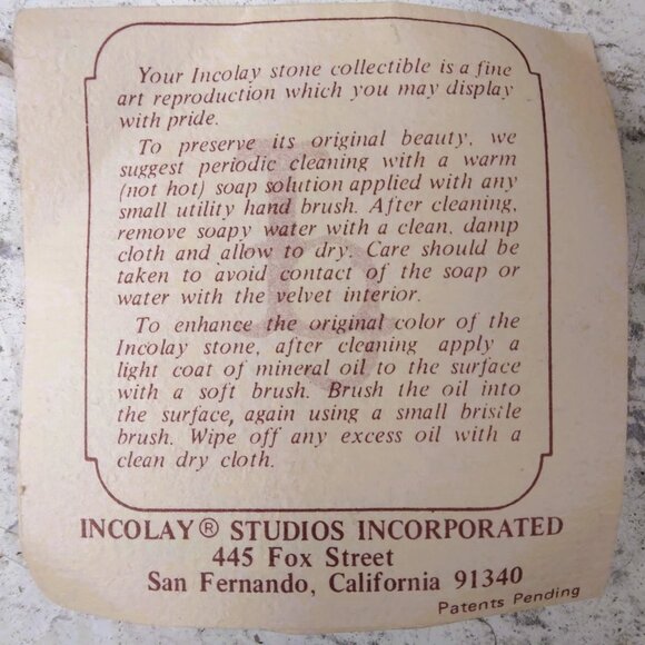 Beautiful Round Vintage Incolay Stone Carved Irises/Orchids Trinket/Jewelry Box - Picture 10 of 11